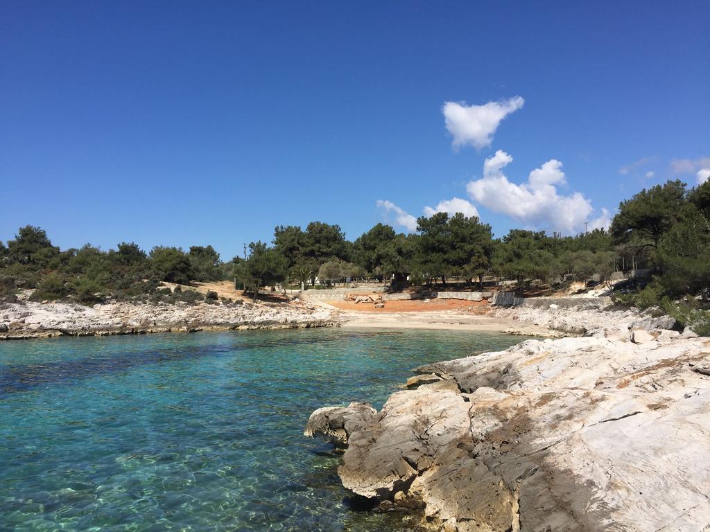 Beach Villa Isidora ポトス エクステリア 写真